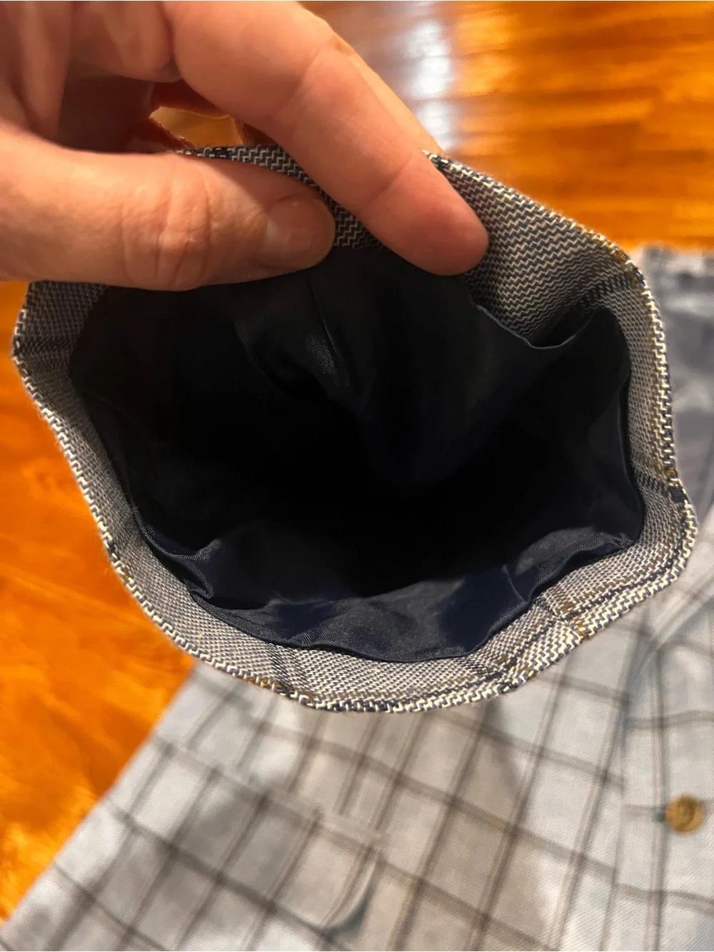 Stafford it notched button